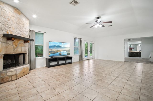 3106 E Palm Valley BLVD, Round Rock, TX 78665