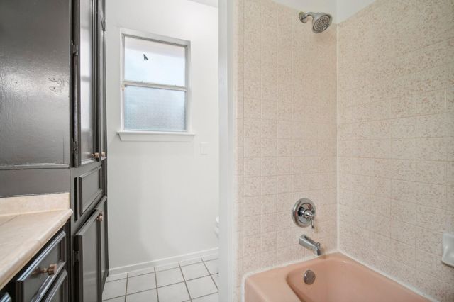 3106 E Palm Valley BLVD, Round Rock, TX 78665