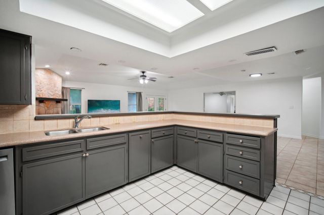 3106 E Palm Valley BLVD, Round Rock, TX 78665