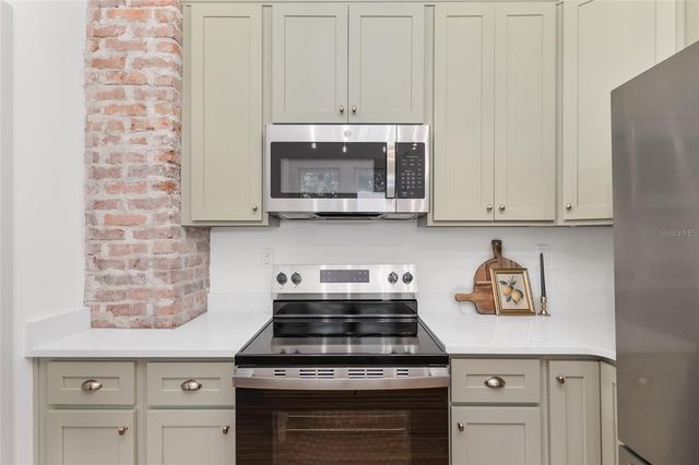 613 SE 10TH STREET, Ocala, FL 34471