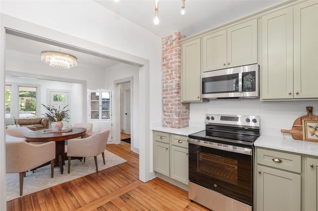 613 SE 10TH STREET, Ocala, FL 34471