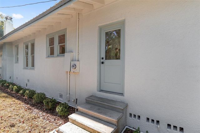 613 SE 10TH STREET, Ocala, FL 34471