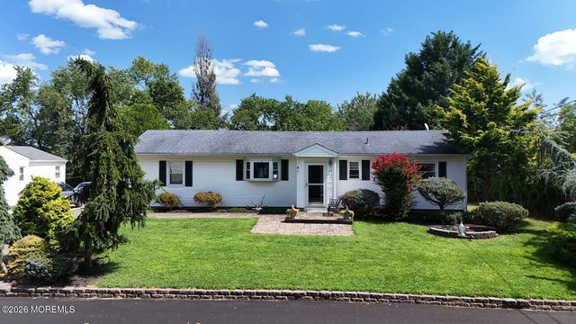 23 Lark Lane, Brick, NJ 08724
