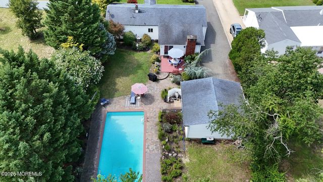 23 Lark Lane, Brick, NJ 08724