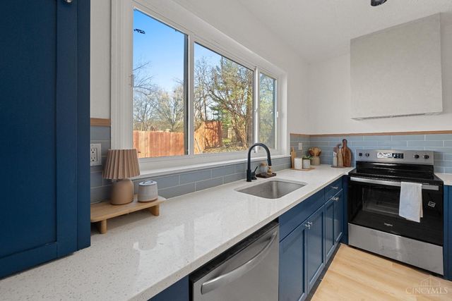 3771 Herbert Avenue, Cincinnati, OH 45211