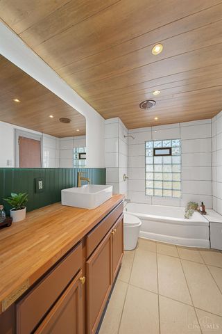 3771 Herbert Avenue, Cincinnati, OH 45211