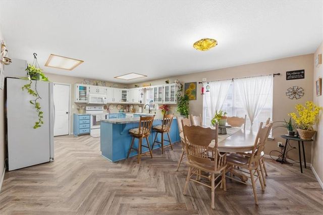 532 S Truman Road, Archie, MO 64725