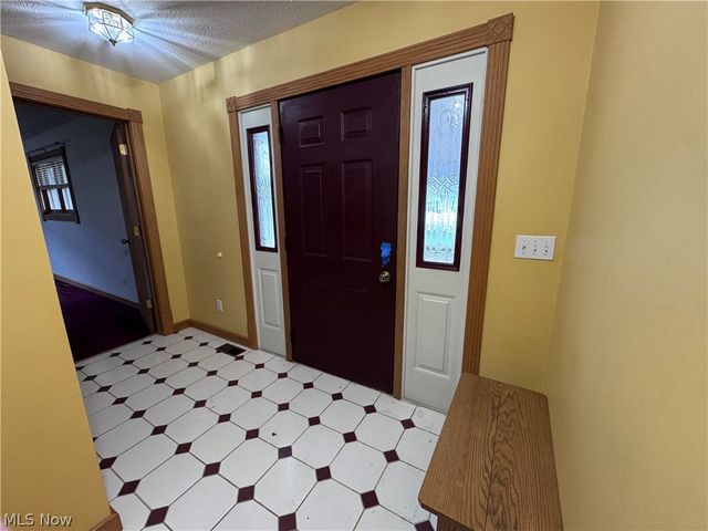 12942 Ravenna Road, Chardon, OH 44024