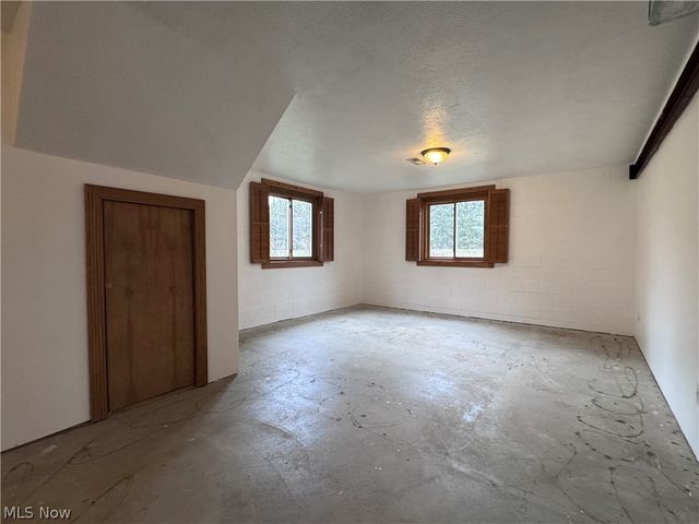 12942 Ravenna Road, Chardon, OH 44024