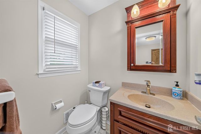 416 Vail Court, South Plainfield, NJ 07080