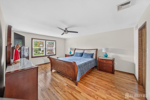 416 Vail Court, South Plainfield, NJ 07080