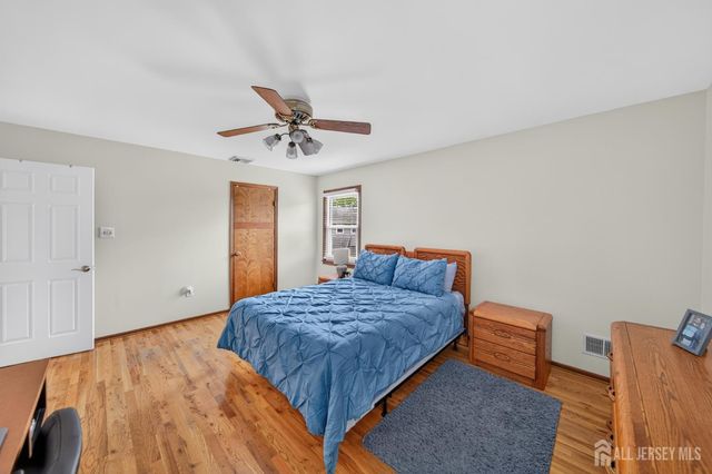 416 Vail Court, South Plainfield, NJ 07080