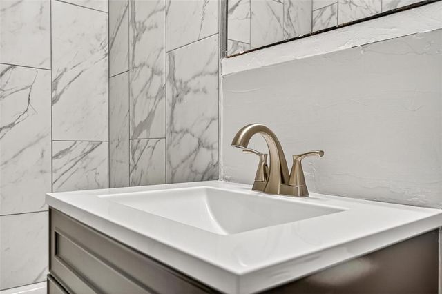 602 W Elm Street, El Reno, OK 73036