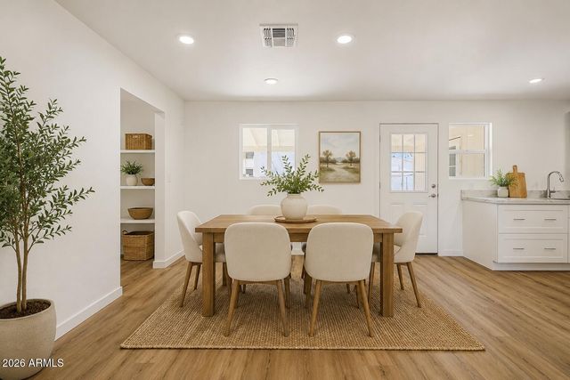 234 W 8TH Avenue, Mesa, AZ 85210