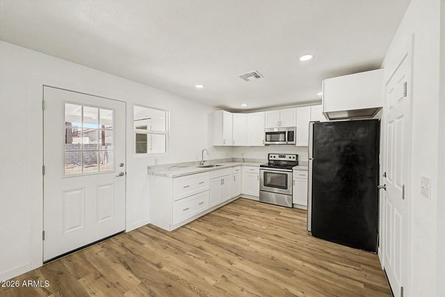 234 W 8TH Avenue, Mesa, AZ 85210