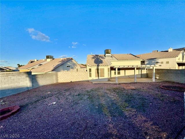 877 Cozy Valley Street, Henderson, NV 89015