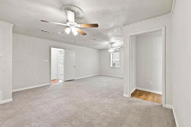 117 Leslie Street, Bonham, TX 75418