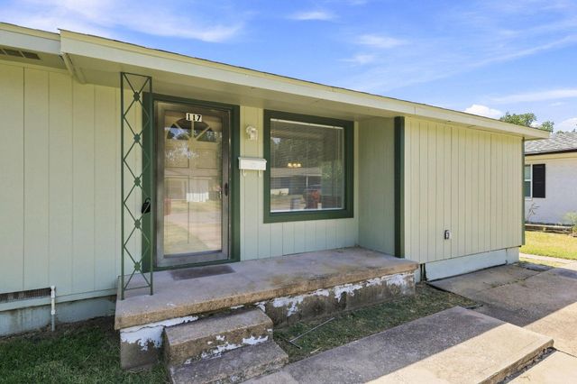 117 Leslie Street, Bonham, TX 75418