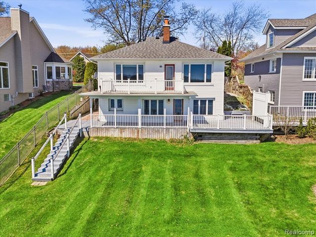 1265 River Road, Saint Clair, MI 48079