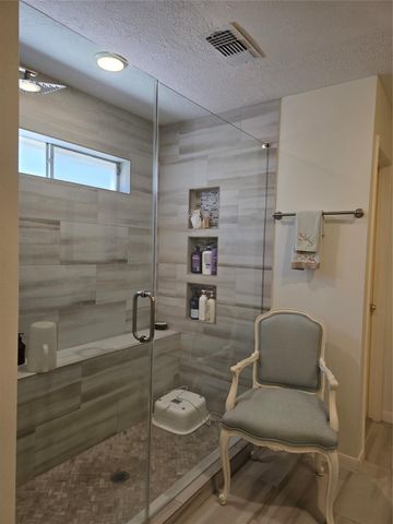 10727 Kitty Brook Drive, Houston, TX 77071