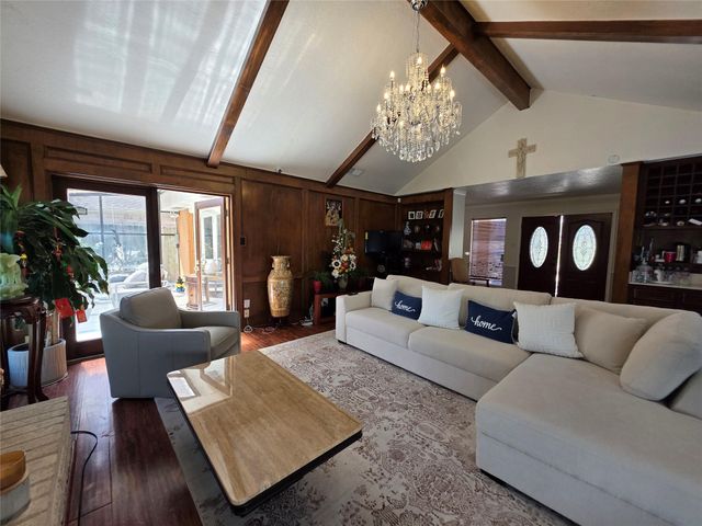 10727 Kitty Brook Drive, Houston, TX 77071