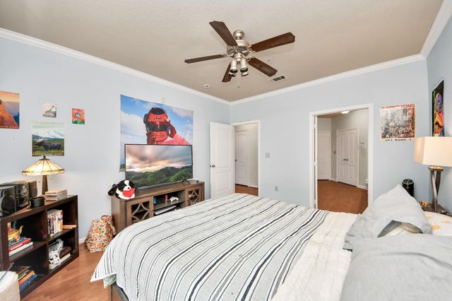 1711 Old Spanish Trail 324, Houston, TX 77054