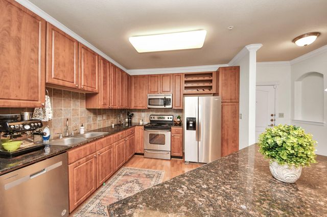 1711 Old Spanish Trail 324, Houston, TX 77054