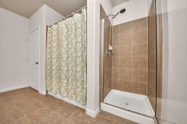 1711 Old Spanish Trail 324, Houston, TX 77054