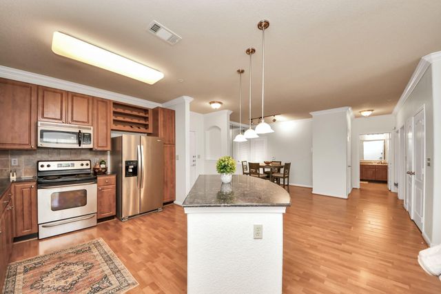 1711 Old Spanish Trail 324, Houston, TX 77054