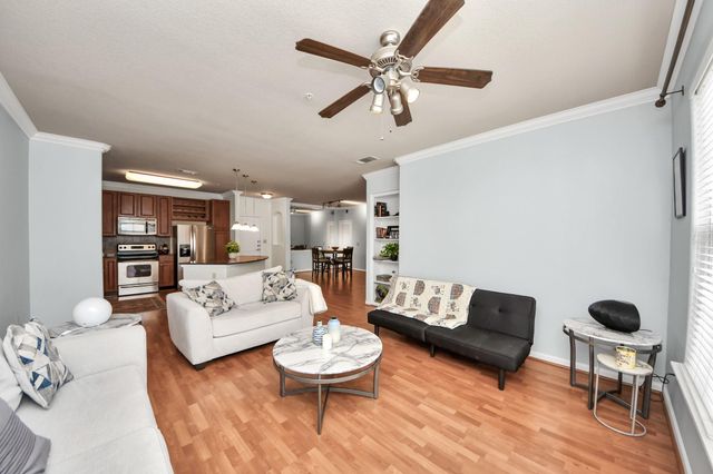 1711 Old Spanish Trail 324, Houston, TX 77054