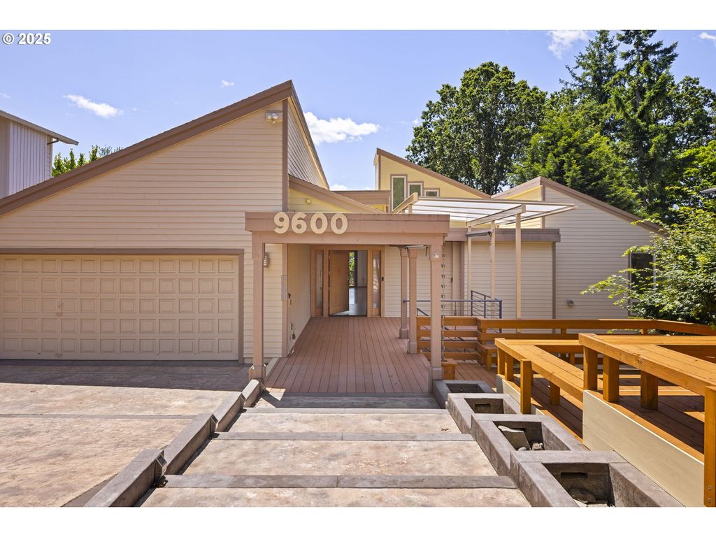 9600 Sw VENTURA Ct, Portland, OR 97223