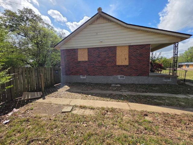 3278 N WATKINS ST, Memphis, TN 38127