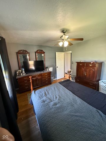 4916 Ingleside Lane, Indianapolis, IN 46227