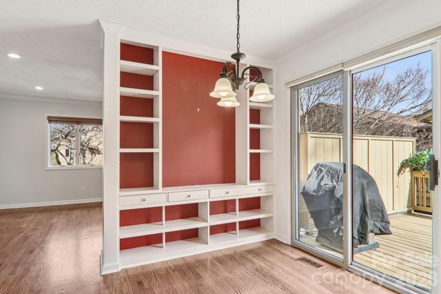 205 Wild Oak Lane, Hendersonville, NC 28791