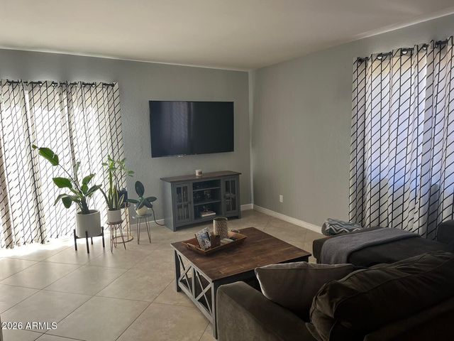 803 E COCHISE Drive, Phoenix, AZ 85020