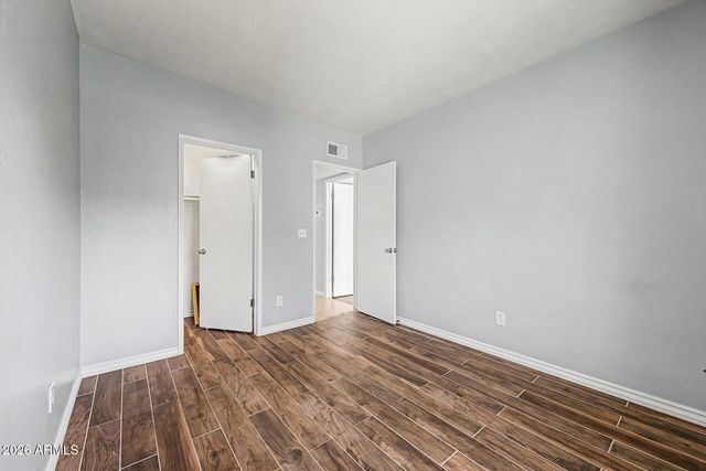 803 E COCHISE Drive, Phoenix, AZ 85020