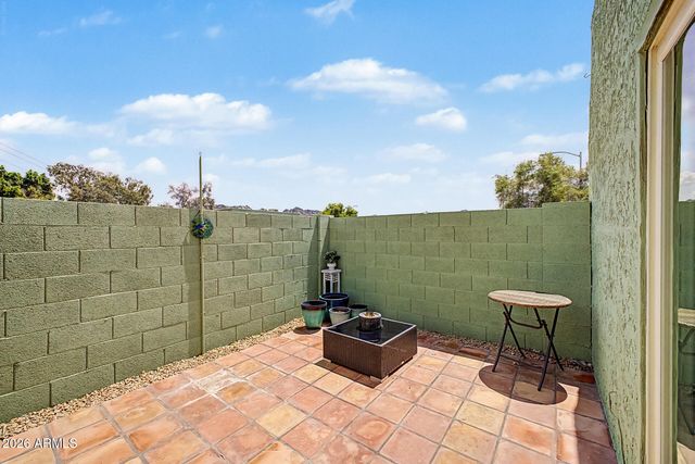 803 E COCHISE Drive, Phoenix, AZ 85020