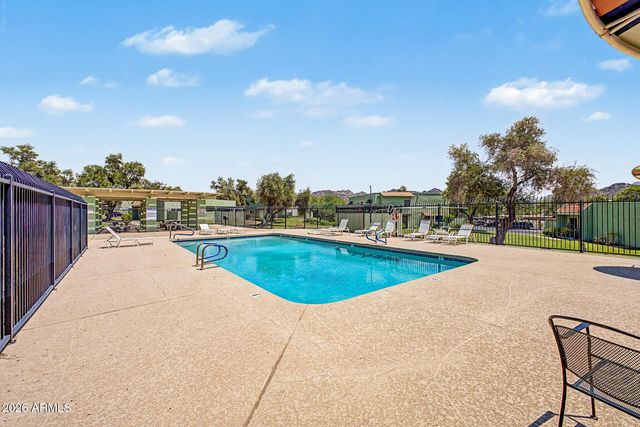 803 E COCHISE Drive, Phoenix, AZ 85020