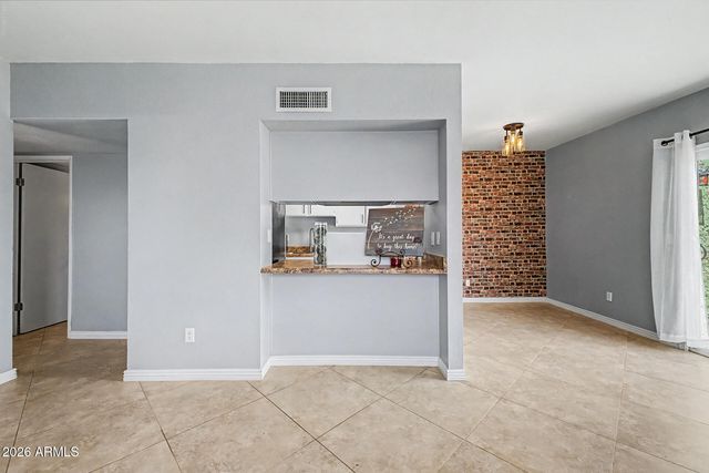 803 E COCHISE Drive, Phoenix, AZ 85020