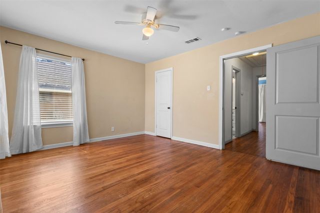 2006 Boyd Street, Dallas, TX 75224