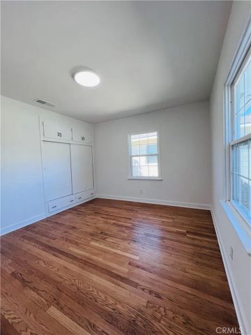 1735 Los Robles Drive, Bakersfield, CA 93306