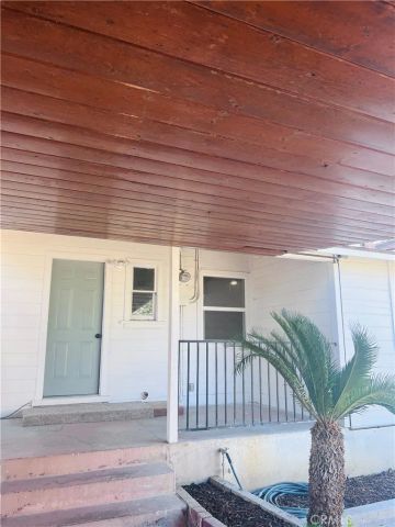 1735 Los Robles Drive, Bakersfield, CA 93306