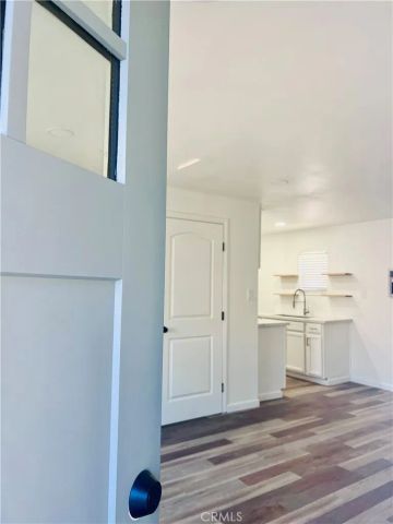 1735 Los Robles Drive, Bakersfield, CA 93306