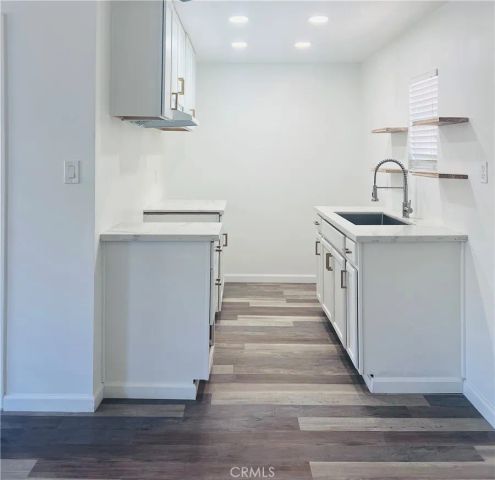 1735 Los Robles Drive, Bakersfield, CA 93306