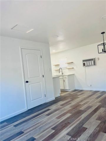 1735 Los Robles Drive, Bakersfield, CA 93306