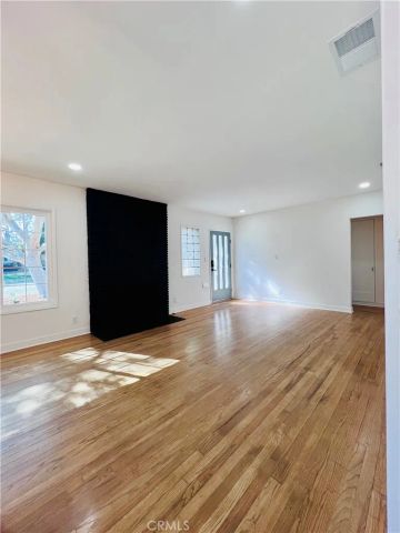 1735 Los Robles Drive, Bakersfield, CA 93306