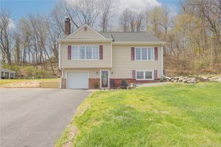 40 Graney Court, Pearl River, NY 10965