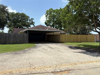 2921 Highway 290 E 10, Brenham, TX 77833