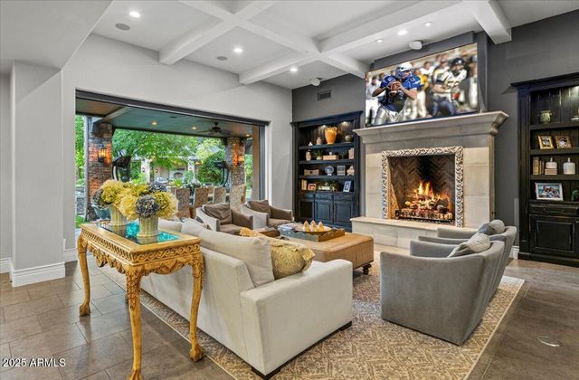 2205 E COLTER Street, Phoenix, AZ 85016