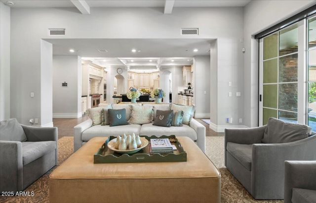 2205 E COLTER Street, Phoenix, AZ 85016